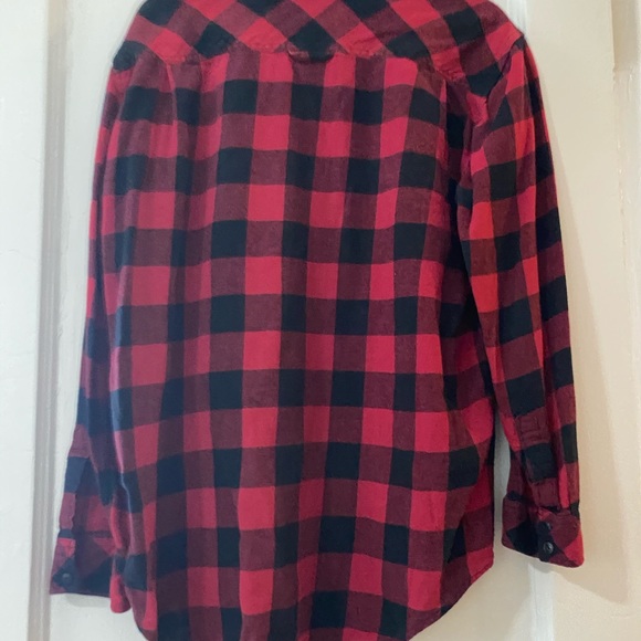 ARITZIA / TNA red buffalo plaid oversized flannel - Picture 4 of 4